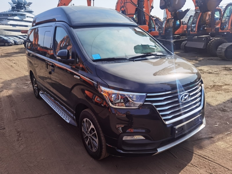 Hyundai Grand Starex винилография